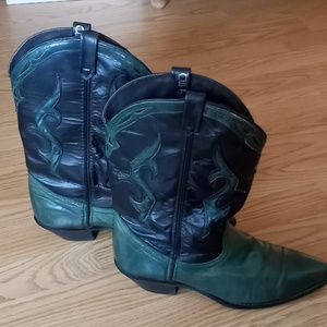 Ladies  size 8 1/2 Dingo western  boots